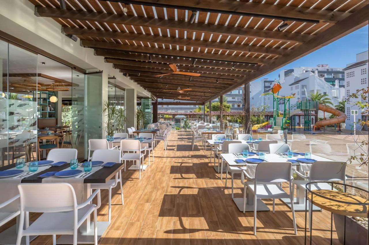 ホテル Occidental Torremolinos Playa エクステリア 写真